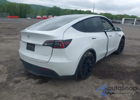2021 Tesla Model Y Long Range Dual Motor All-Wheel Drive из США, поврежденный, VIN 5YJYGDEE8MF151699